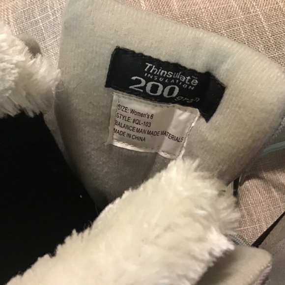 Natural Reflections Winter Boots women’s (8) - Picture 2 of 4